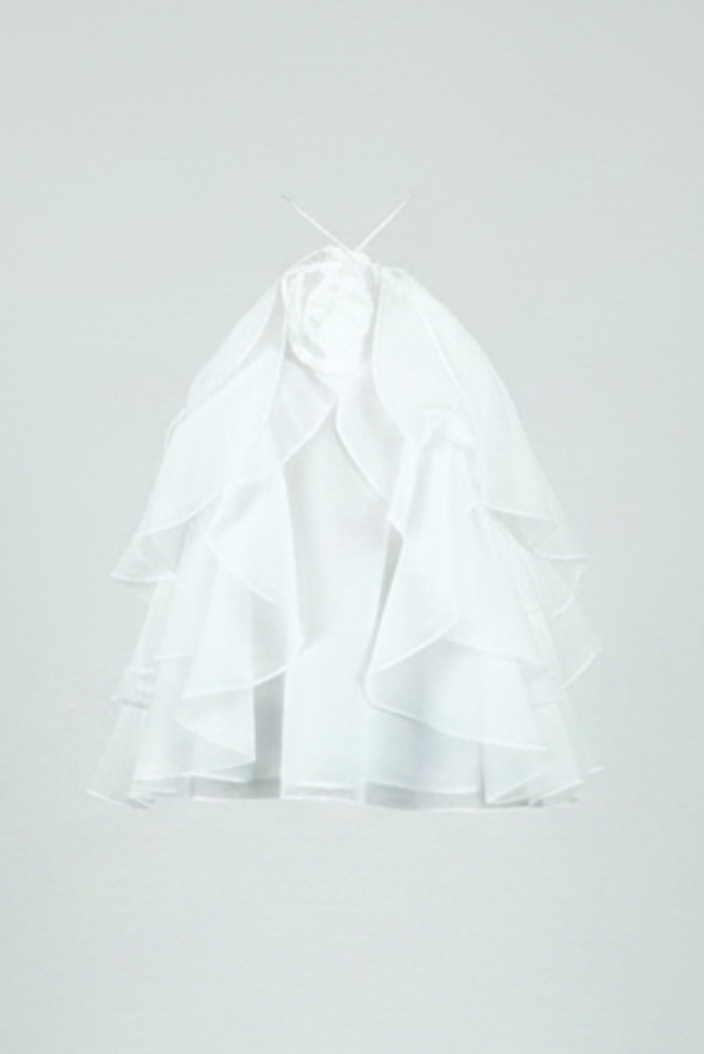 TOP HALTER VOLANTES