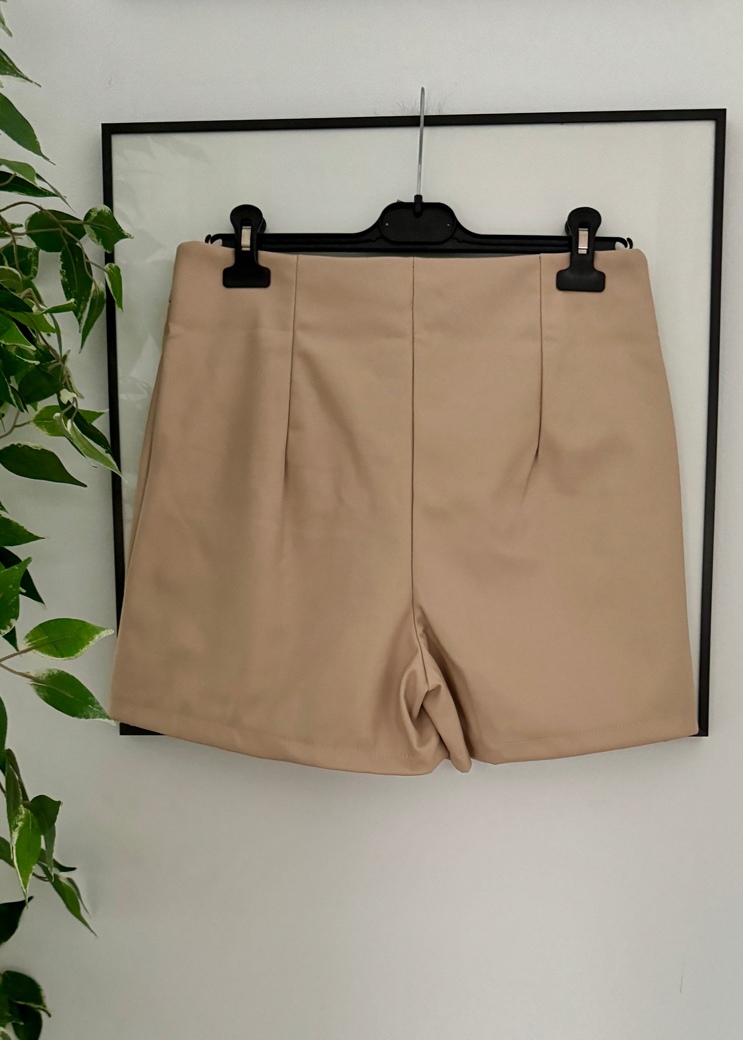 FALDA PANTALON EFECTO PIEL