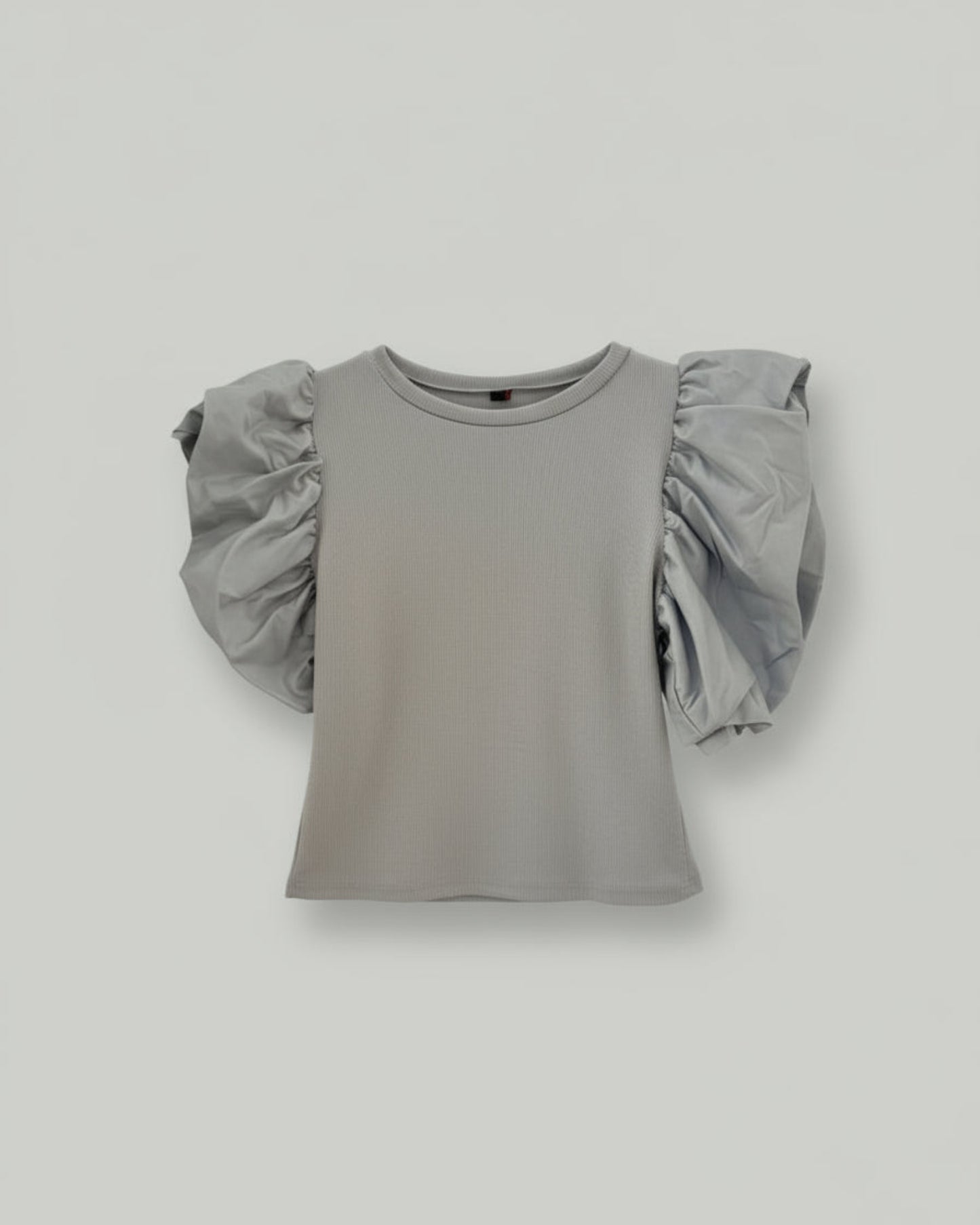 CAMISETA MANGA ABULLONADA