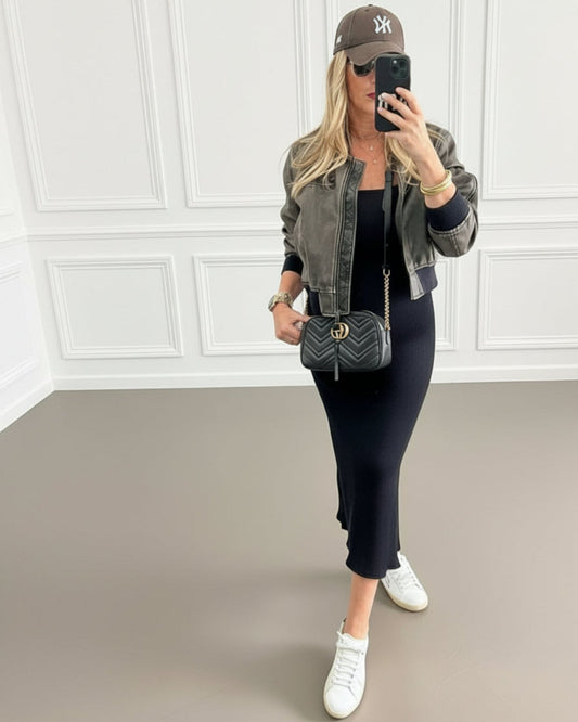 VESTIDO MIDI PUNTO NEGRO