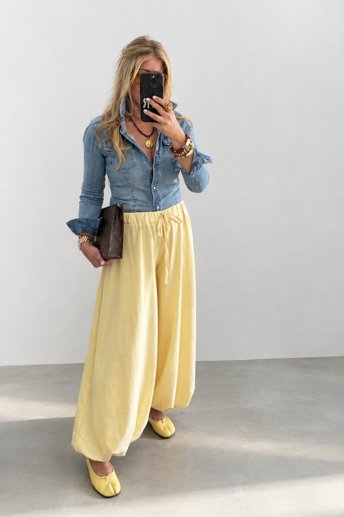 PANTALON GLOBO AMARILLO
