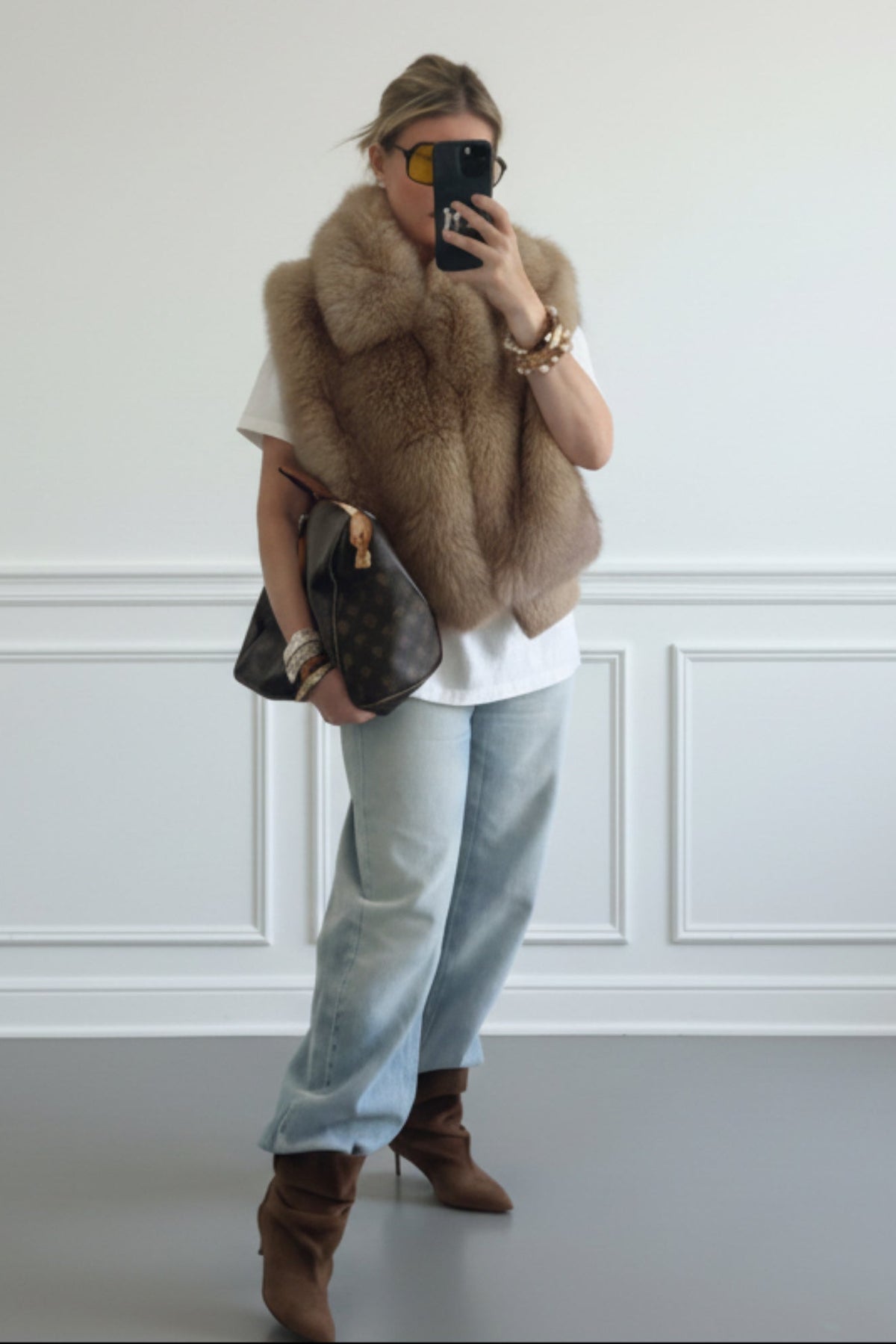 CHALECO EFECTO PELO BEIGE
